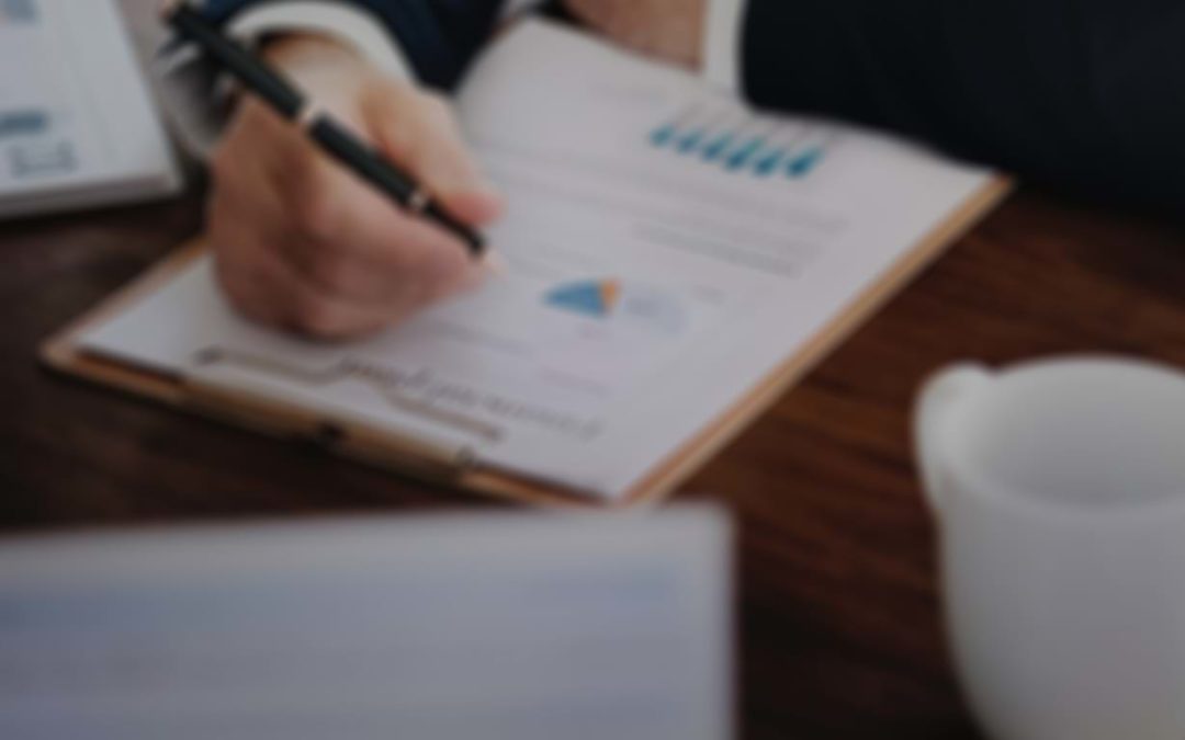 Dispute regarding carry forward of closing balance of VAT credit due to non-furnishing of statutory forms like Form C